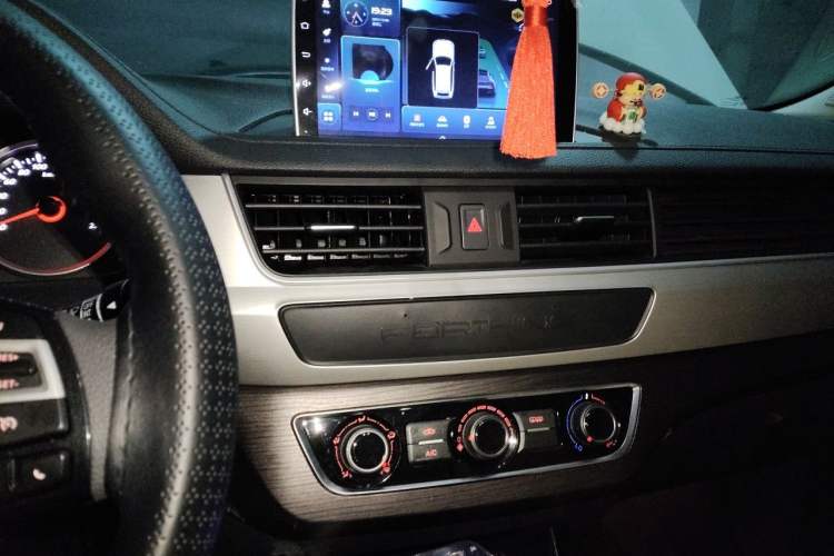 Used FORTHING T5 2024 Grand Edition 1.6L CVT "Good Things Peanut" Version 5-Seater Audio And AC Panel