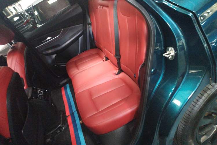 Used FORTHING T5 EVO 2021 1.5TD DCT Starry Edition Interior 4