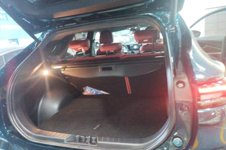 Used FORTHING T5 EVO 2021 1.5TD DCT Starry Edition Trunk