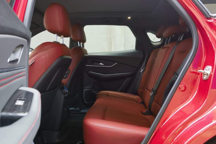 Used FORTHING T5 EVO 2021 1.5TD DCT Starry Edition Interior 3