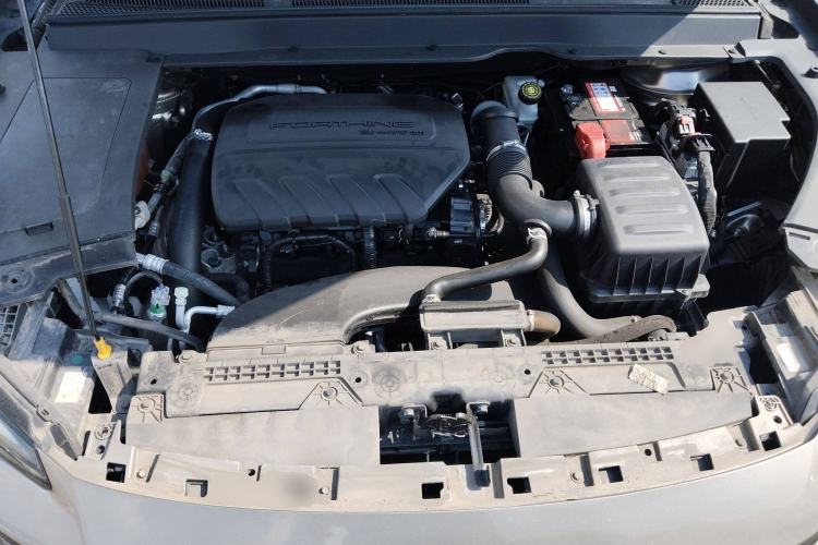 Used FORTHING T5 EVO 2021 1.5TD DCT Diamond Edition Engine Bay