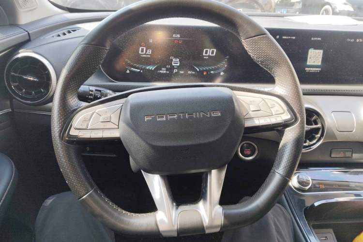 Used FORTHING T5 EVO 2021 1.5TD DCT Diamond Edition Steering Wheel