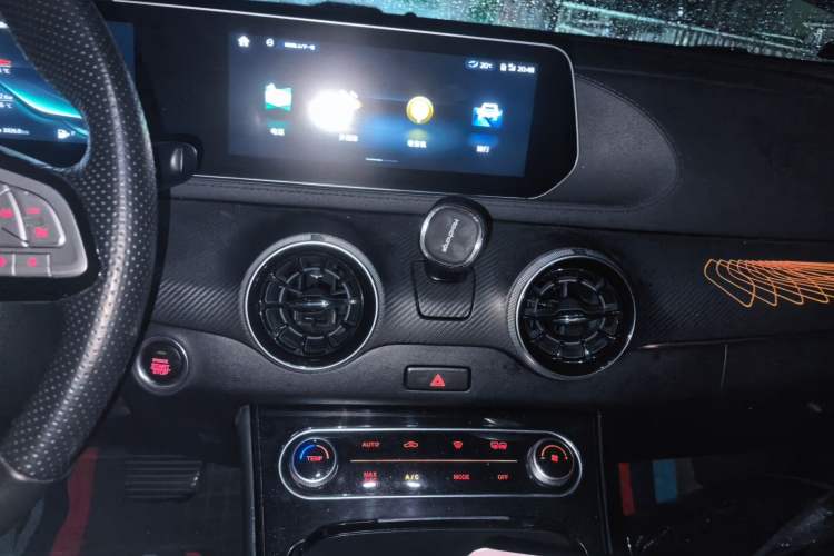 Used FORTHING T5 EVO 2021 1.5TD DCT Starry Edition Audio And AC Panel