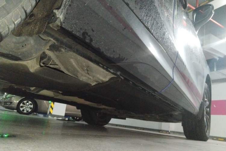 Used FORTHING T5 EVO 2021 1.5TD DCT Diamond Edition Chassis Rear Right