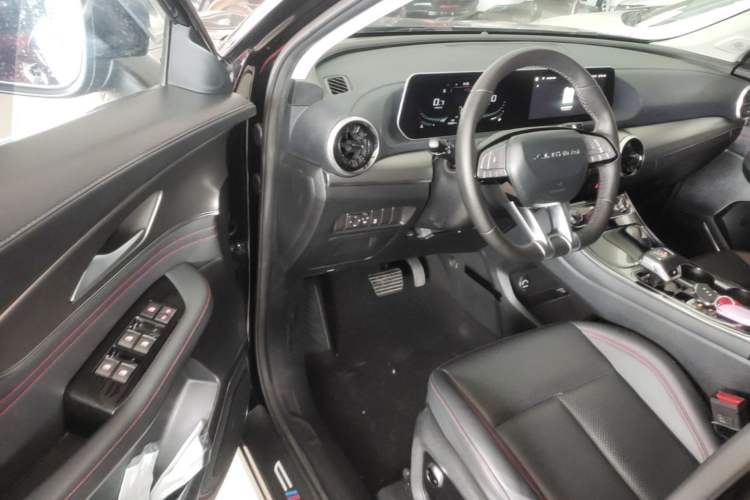 Used FORTHING T5 EVO 2021 1.5TD DCT Diamond Edition Driver Seat