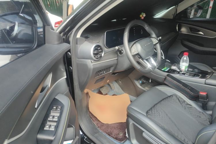 Used FORTHING T5 EVO 2021 1.5TD DCT Custom Edition Driver Seat