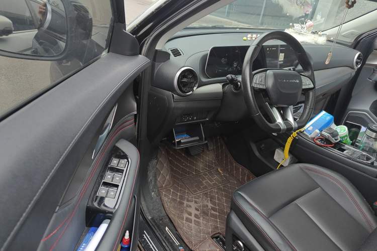 Used FORTHING T5 EVO 2021 1.5TD DCT Diamond Edition Driver Seat