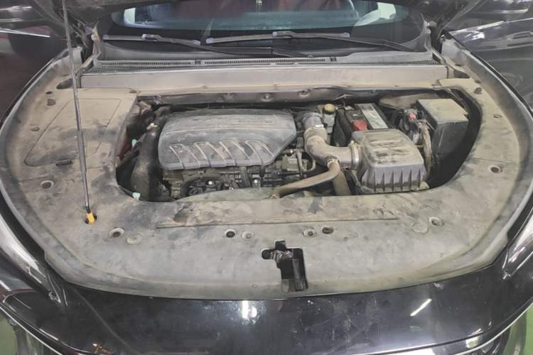 Used FORTHING T5 EVO 2021 1.5TD DCT Starry Edition Engine Bay