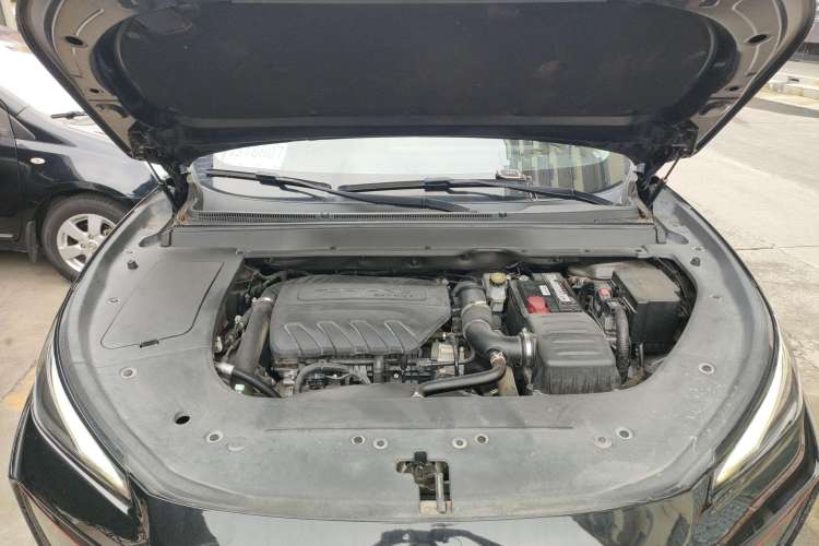 Used FORTHING T5 EVO 2021 1.5TD DCT Diamond Edition Engine Bay