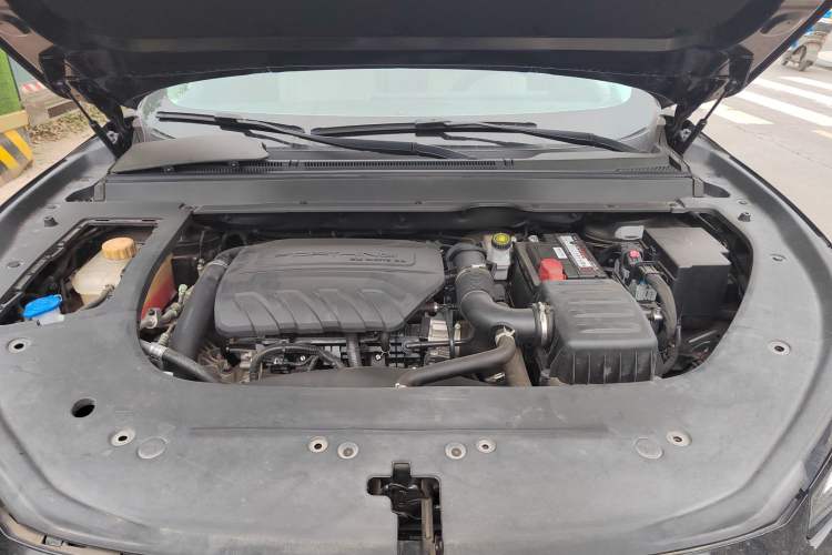 Used FORTHING T5 EVO 2021 1.5TD DCT Diamond Edition Engine Bay
