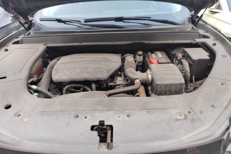 Used FORTHING T5 EVO 2021 1.5TD DCT Diamond Edition Engine Bay
