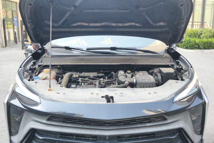 Used FORTHING T5 EVO 2021 1.5TD DCT Starry Edition Engine Bay