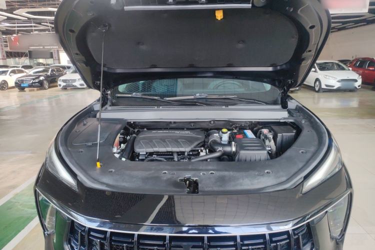 Used FORTHING T5 EVO 2021 1.5TD DCT Diamond Edition Engine Bay