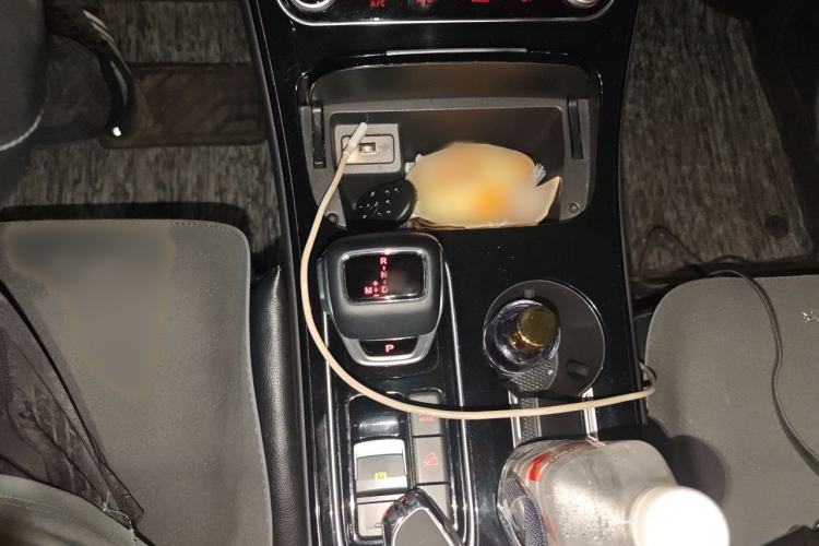Used FORTHING T5 EVO 2021 1.5TD DCT Diamond Edition Gear Lever