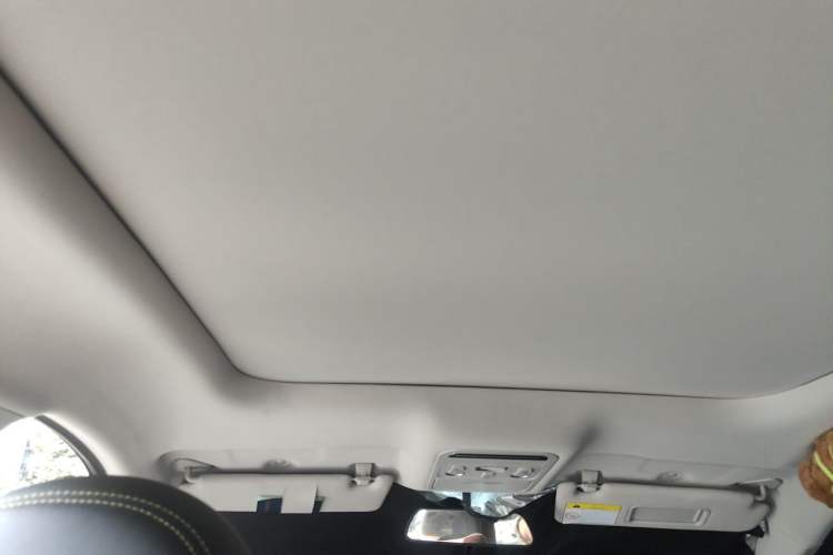 Used FORTHING T5 EVO 2021 1.5TD DCT Custom Edition Headliner