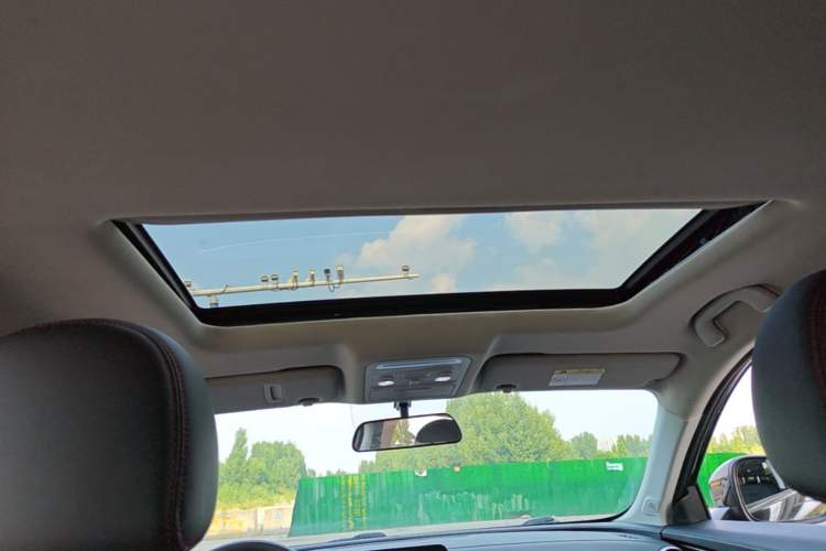 Used FORTHING T5 EVO 2021 1.5TD DCT Platinum Edition Headliner