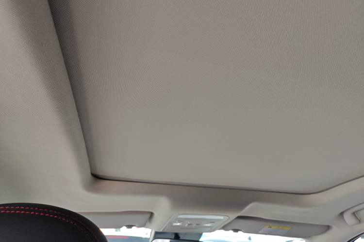Used FORTHING T5 EVO 2021 1.5TD DCT Diamond Edition Headliner