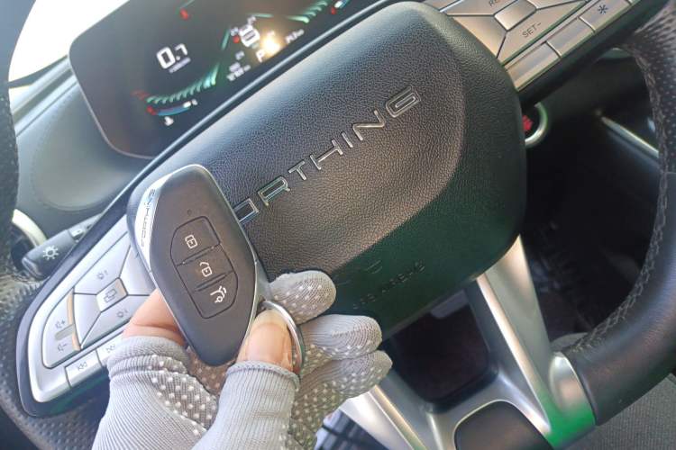 Used FORTHING T5 EVO 2021 1.5TD DCT Platinum Edition Interior 1