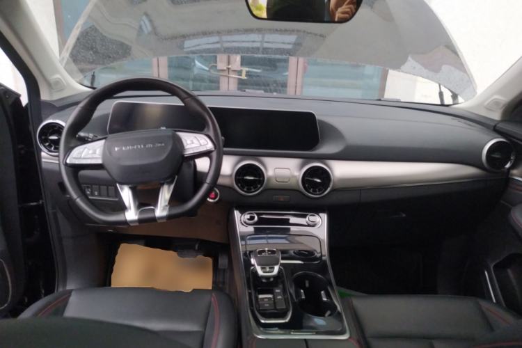 Used FORTHING T5 EVO 2021 1.5TD DCT Diamond Edition Interior 2