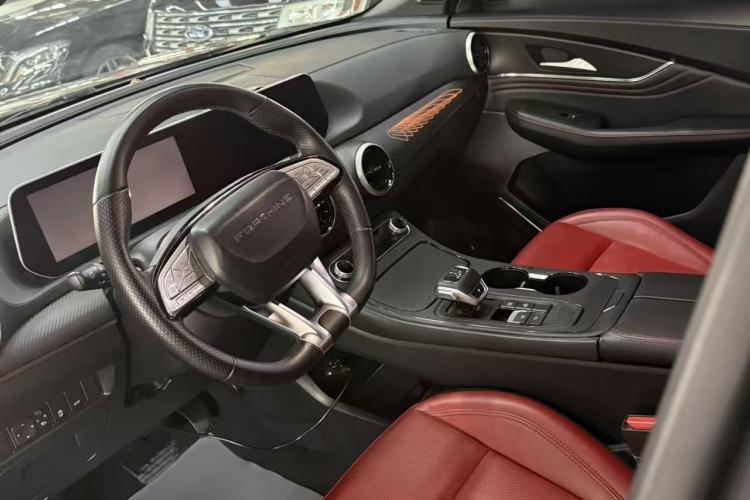 Used FORTHING T5 EVO 2021 1.5TD DCT Starry Edition Interior 3