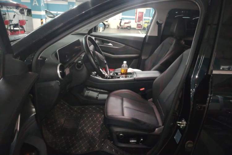 Used FORTHING T5 EVO 2021 1.5TD DCT Diamond Edition Left Front Seat