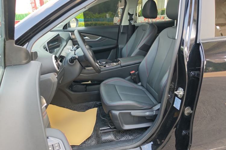 Used FORTHING T5 EVO 2021 1.5TD DCT Platinum Edition Left Front Seat