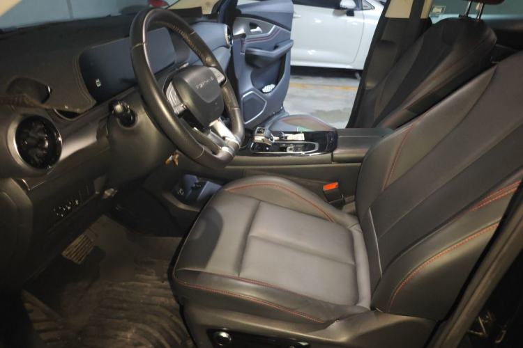 Used FORTHING T5 EVO 2021 1.5TD DCT Diamond Edition Left Front Seat