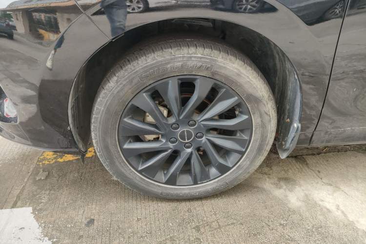Used FORTHING T5 EVO 2021 1.5TD DCT Diamond Edition Left Front Wheel Hub
