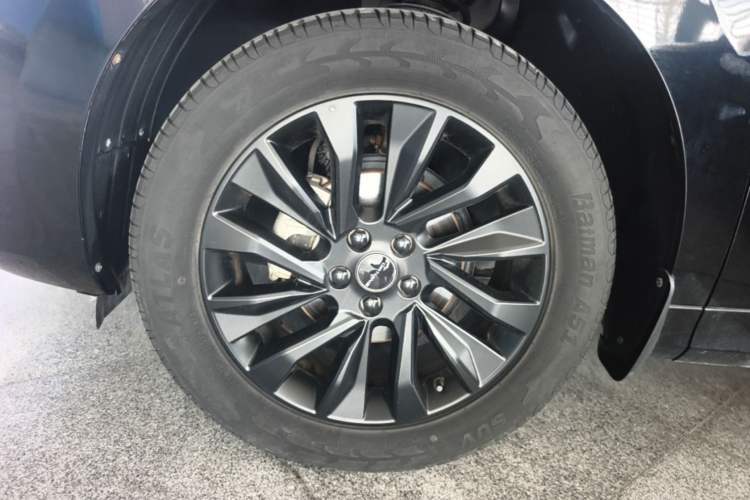 Used FORTHING T5 EVO 2021 1.5TD DCT Starry Edition Left Front Wheel Hub
