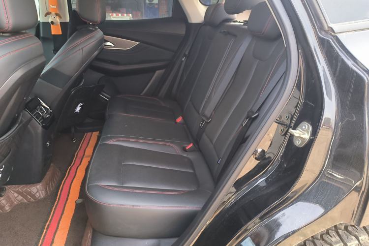 Used FORTHING T5 EVO 2021 1.5TD DCT Diamond Edition Left Rear Seat