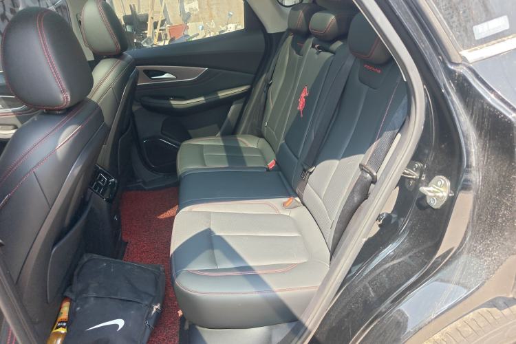 Used FORTHING T5 EVO 2021 1.5TD DCT Diamond Edition Left Rear Seat