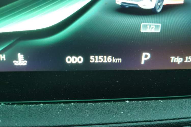 Used FORTHING T5 EVO 2021 1.5TD DCT Starry Edition Odometer Close Up