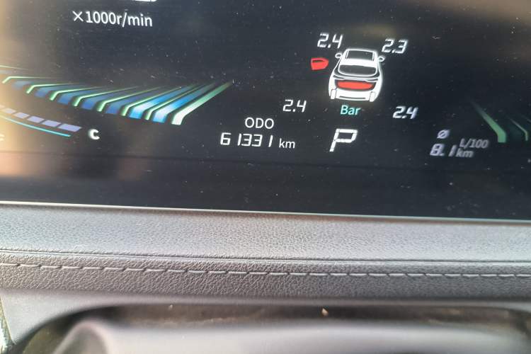 Used FORTHING T5 EVO 2021 1.5TD DCT Diamond Edition Odometer Close Up