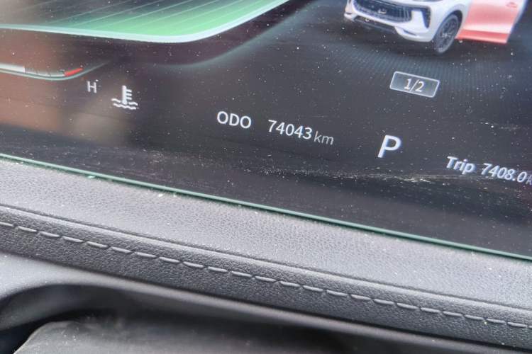 Used FORTHING T5 EVO 2021 1.5TD DCT Starry Edition Odometer Close Up