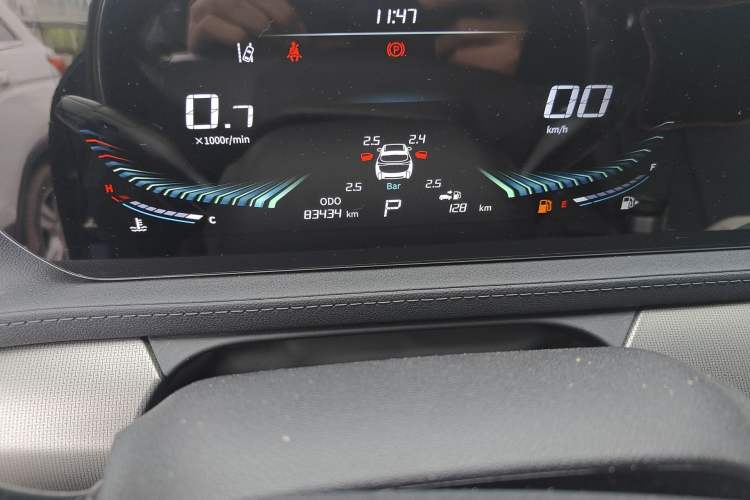 Used FORTHING T5 EVO 2021 1.5TD DCT Diamond Edition Odometer Close Up