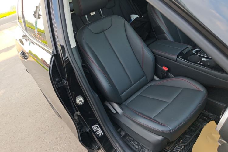 Used FORTHING T5 EVO 2021 1.5TD DCT Platinum Edition Right Front Seat