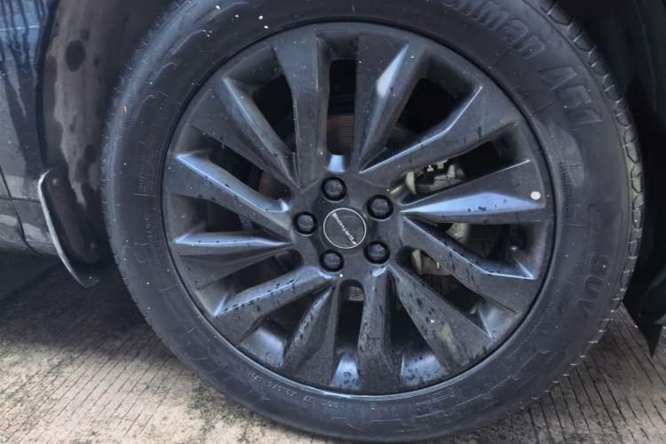 Used FORTHING T5 EVO 2021 1.5TD DCT Starry Edition Right Front Wheel Hub