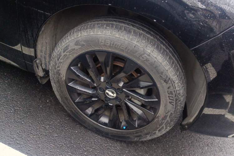 Used FORTHING T5 EVO 2021 1.5TD DCT Diamond Edition Right Front Wheel Hub