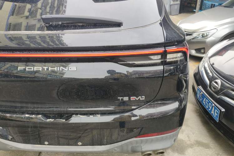 Used FORTHING T5 EVO 2021 1.5TD DCT Diamond Edition Right Rear Taillight