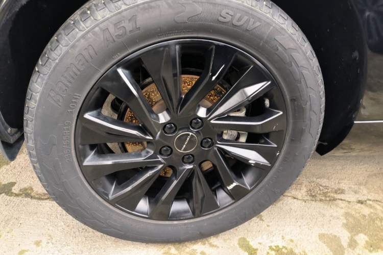 Used FORTHING T5 EVO 2021 1.5TD DCT Diamond Edition Right Rear Wheel Hub