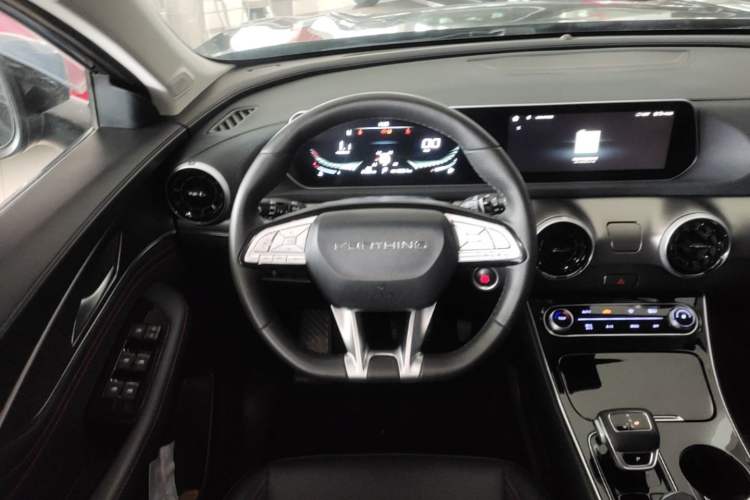 Used FORTHING T5 EVO 2021 1.5TD DCT Diamond Edition Steering Wheel