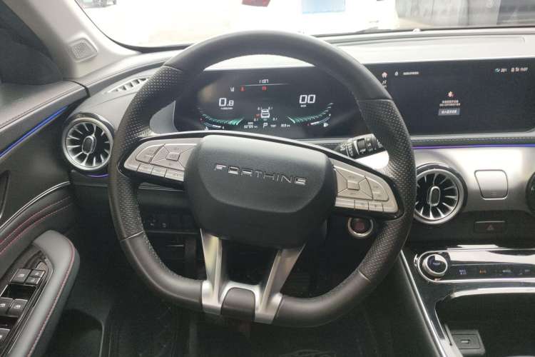 Used FORTHING T5 EVO 2021 1.5TD DCT Diamond Edition Steering Wheel