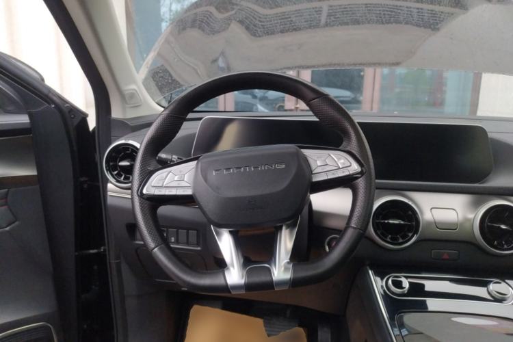 Used FORTHING T5 EVO 2021 1.5TD DCT Diamond Edition Steering Wheel