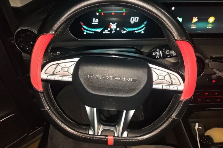 Used FORTHING T5 EVO 2021 1.5TD DCT Diamond Edition Steering Wheel
