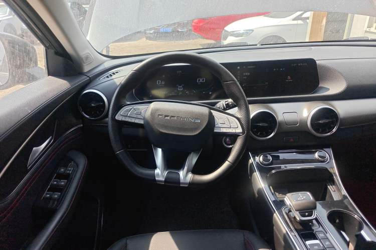 Used FORTHING T5 EVO 2021 1.5TD DCT Diamond Edition Steering Wheel