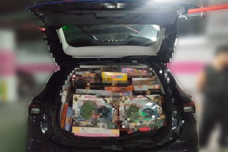 Used FORTHING T5 EVO 2021 1.5TD DCT Diamond Edition Trunk