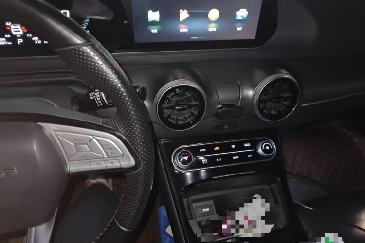 Used FORTHING T5 EVO 2021 1.5TD DCT Diamond Edition Audio And AC Panel