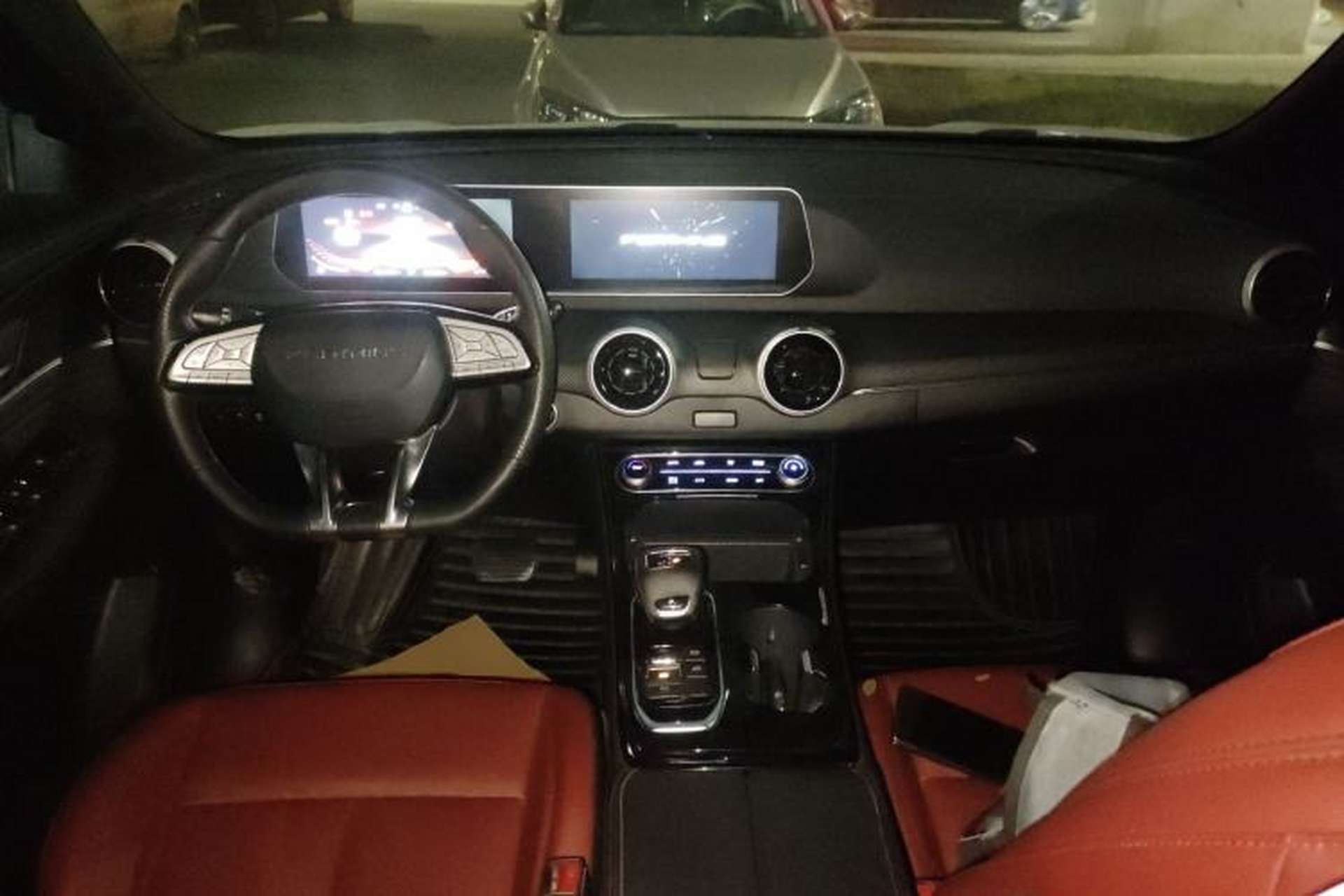 Used FORTHING T5 EVO 2021 1.5TD DCT Starry Edition Center Console