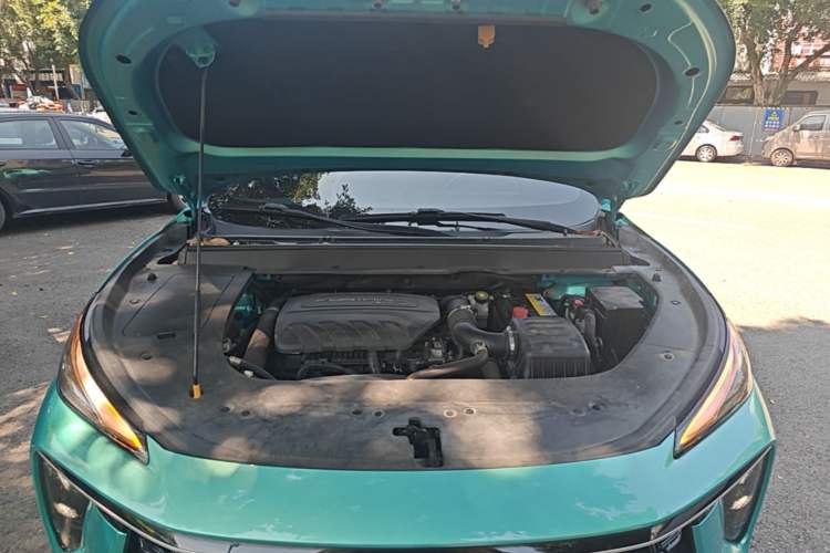 Used FORTHING T5 EVO 2021 1.5TD DCT Starry Edition Engine Bay