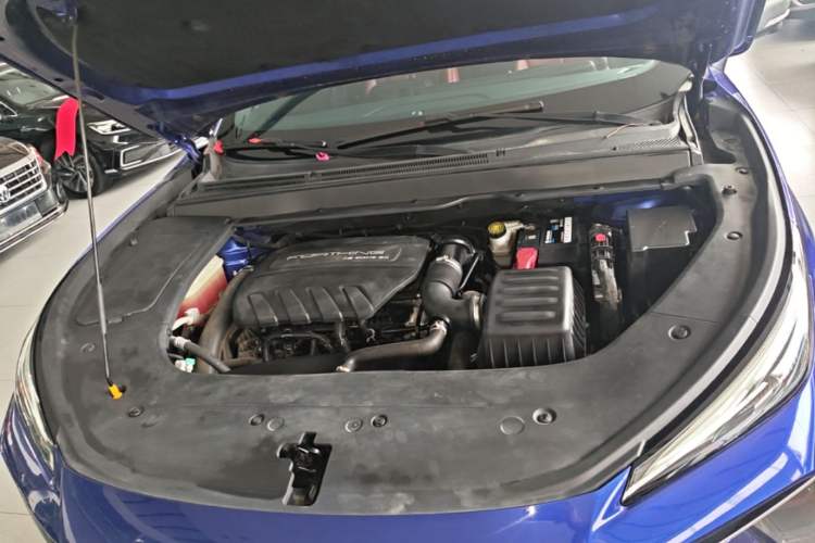 Used FORTHING T5 EVO 2021 1.5TD DCT Diamond Edition Engine Bay